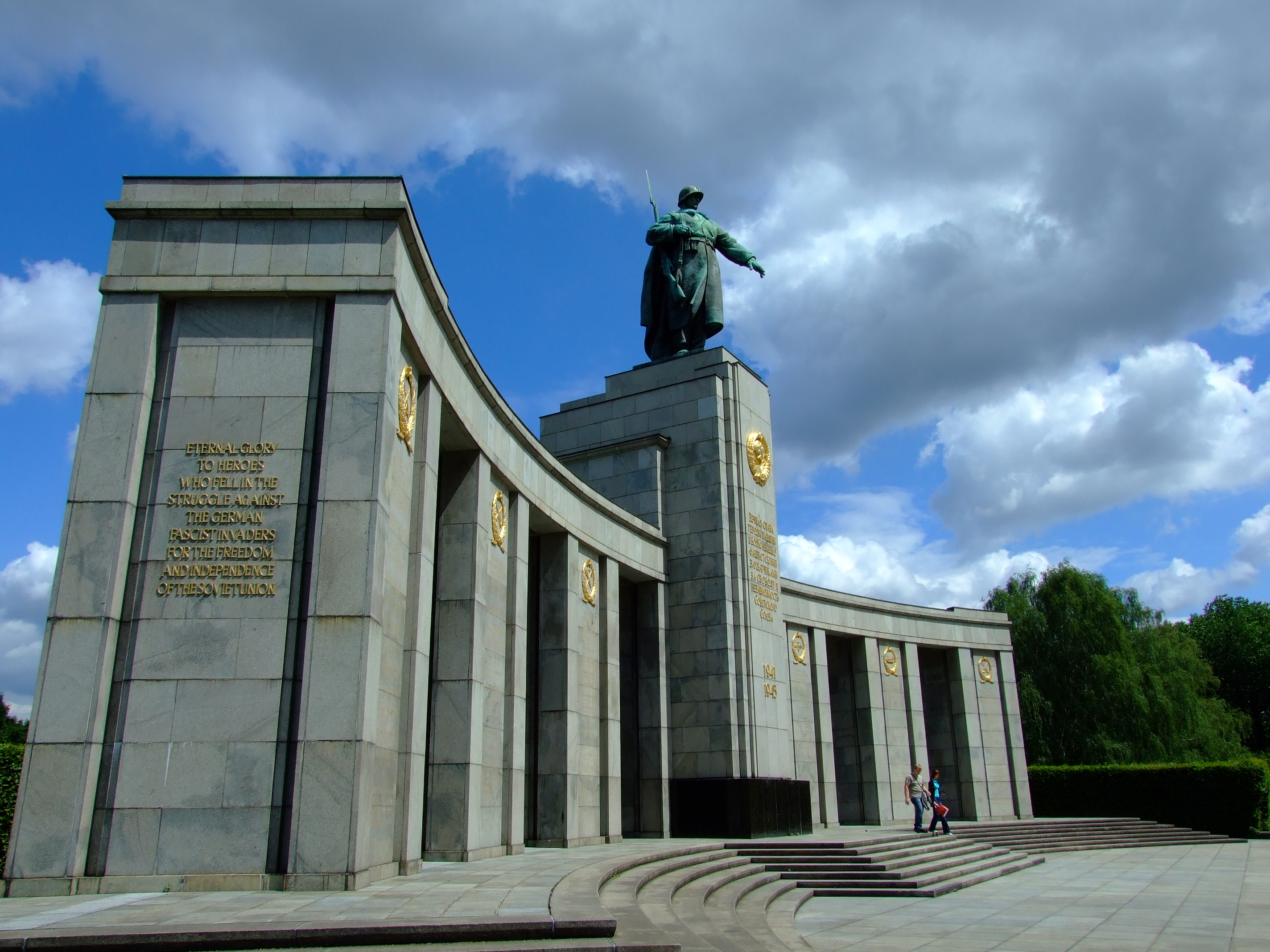 soviet war memorial berlin
