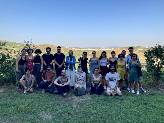 Vakıflı Köy'de bulunan Musadağ Müzesi önünde grup fotoğrafı, Eylül 2022.
